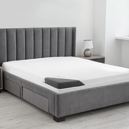 Utopia Bedding Waterproof Bed Bug Mattress Cover Queen