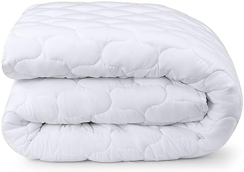 Utopia Bedding Waterproof Mattress Protector Queen Size 1