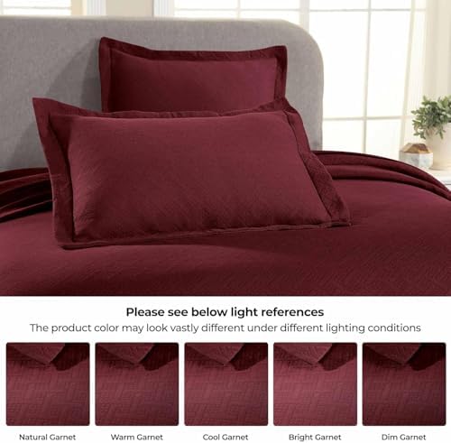 Superior 100 Cotton Basket Weave Bedspread Set - King Size Garnet