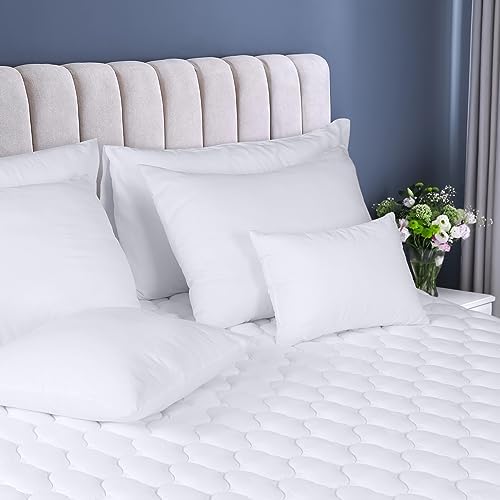 Utopia Bedding Waterproof Mattress Protector Queen Size 1