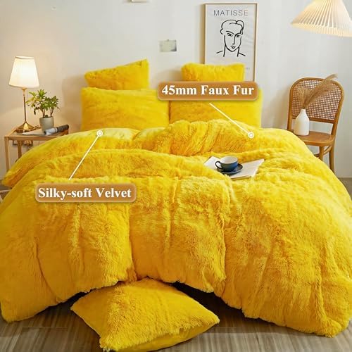 MOVULA 4pc Plush Comforter Set Queen Size