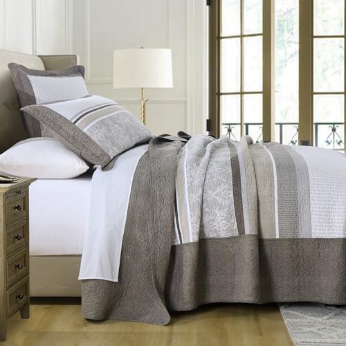 FineStichery King Bedspread Quilt 128 x 120 3 Piece Set